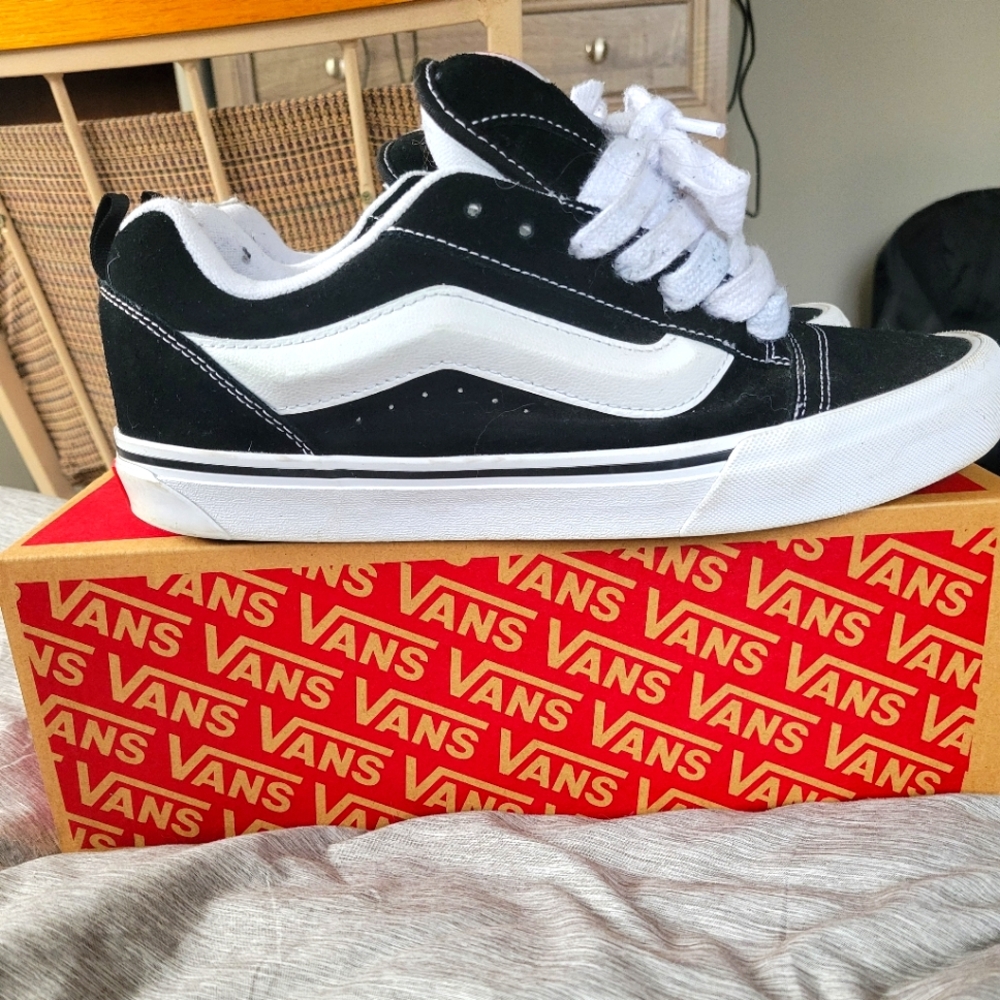 Vans knu skool